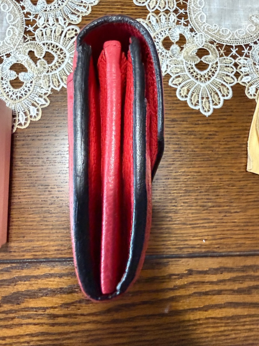 Louis Vuitton Rose Pink Sarah Wallet in Pebbled Leather - Picture 9 of 10